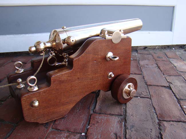 A beautiful late 19th century brass signal cannon by R.H. Brown & Co., of New Haven, CT., circa 1890 — image 6